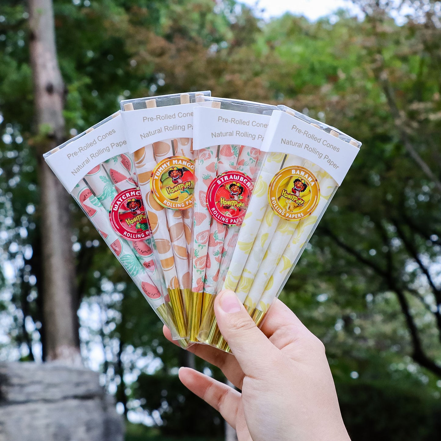 HONEYPUFF Mix Fruit Flavored Pre Rolled Cones, King Size Pre Rolled Rolling Paper with Golden Tips, Slow Burning Pre Rolled Paper Cones with Cones Loaders (8 Pcs)