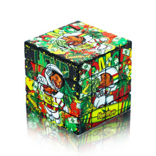 Load image into Gallery viewer, HONEYPUFF Cube Shape Plastic Smoker Grinder, 58 mm 4 Lay Herb Grinder, 6 PCS / Box