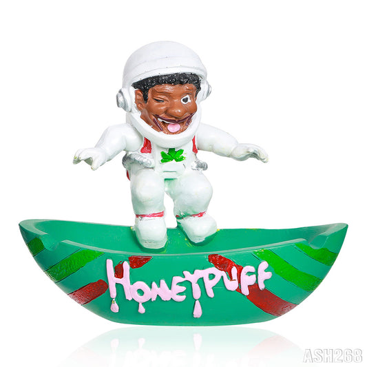 HONEYPUFF astronaut style molding resin 102 * 125 * 115mm, 214g hot selling ashtray