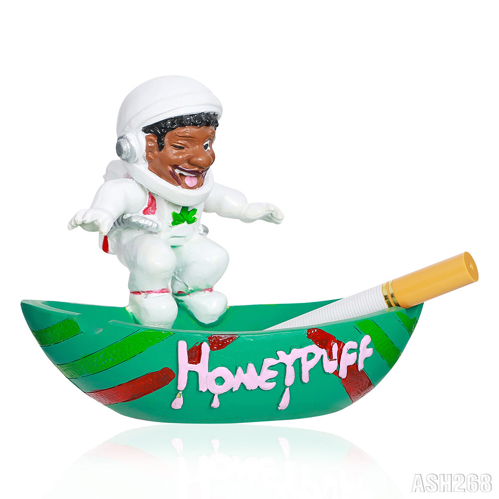 HONEYPUFF astronaut style molding resin 102 * 125 * 115mm, 214g hot selling ashtray