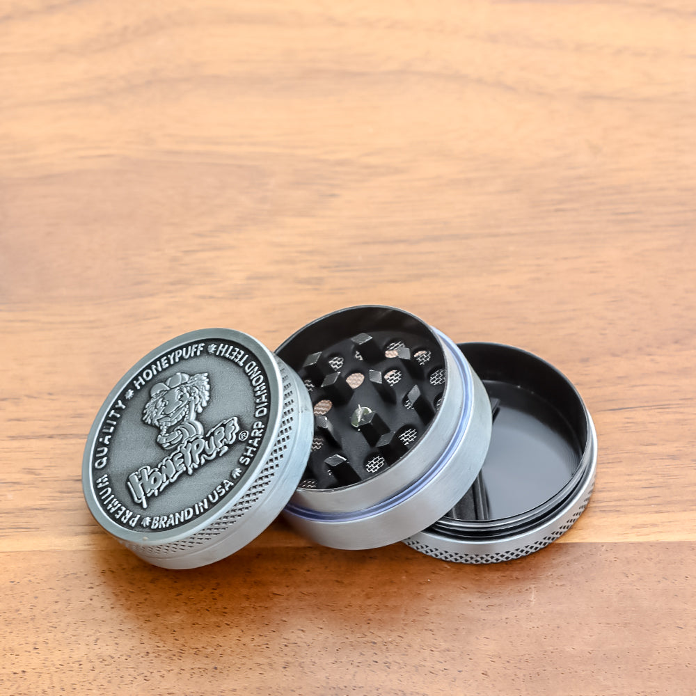 Dropship  Top Selling Spice Grinder Custom Aluminum Zinc Alloy  Material Smoking Tobacco Herb Grinder With Magnetic Closure to Sell Online  at a Lower Price